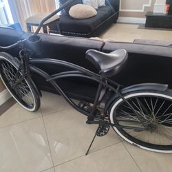 SUPER COOL BLACK BIKE 