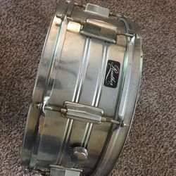 Reuther 8 lug metal Snare Drum.