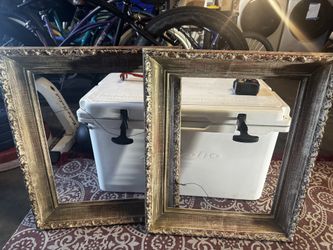 2 antique wooden frames