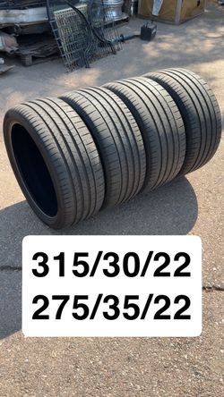 (2)315/30/22 - (2)275/35/22 Pirelli Pzero PZ4