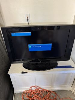 Samsung 52” LCD HDTV – Works Great, Multiple HDMI Inputs