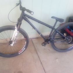YT 26-in Jumper Bike Like New
