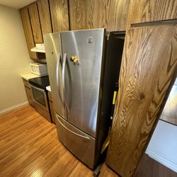 Kenmore Fridge. Stainless Steele 