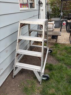 Aluminum Work Platform Ladder with Wheels