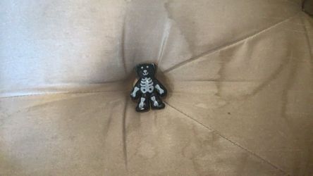Weird bear