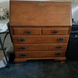 Ethan Allen Desk
