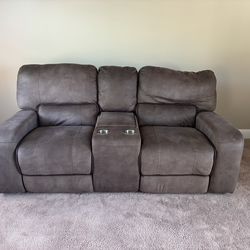Three piece reclining couch set
