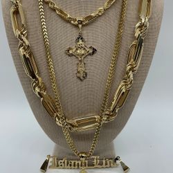 .925 Silver With A Beautiful 14k Gold Plating/Overlay!