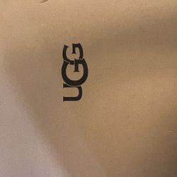UGG BOOTS