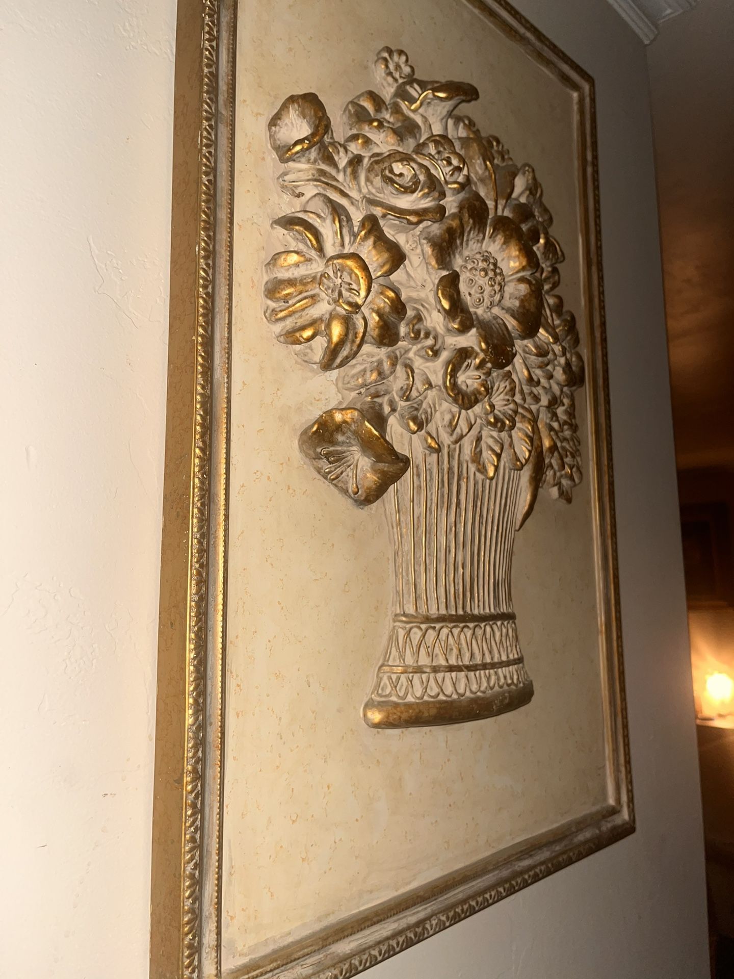 Beautiful Flower Vase Frame