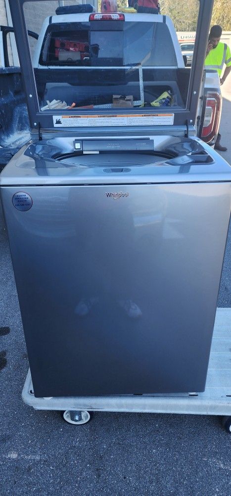 Chrome Shadow Whirlpool Washer and Dryer Set... WTW5105HC WED5100HC