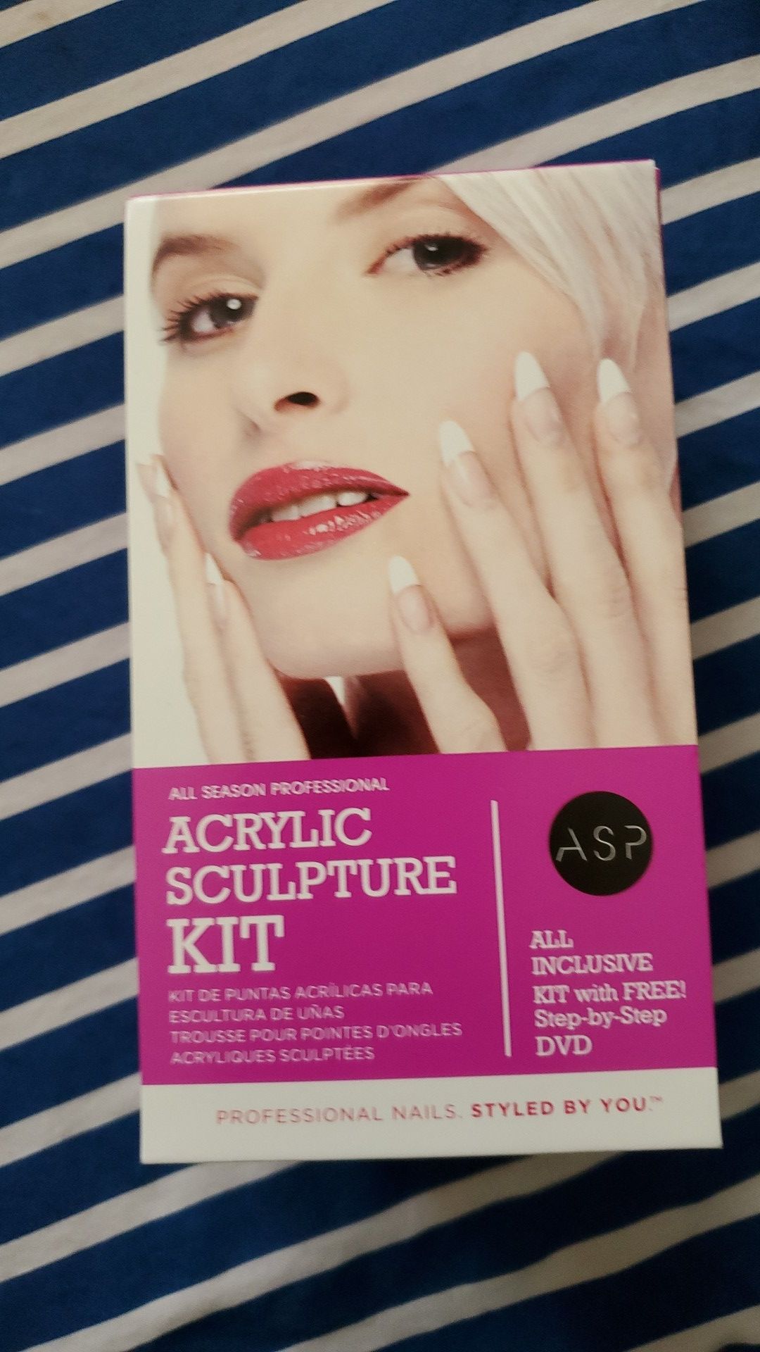 Acrylic sculpture Kit asp