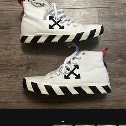 Off White Hi