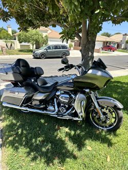 2017 HARLEY DAVIDSON ROAD GLIDE ULTRA