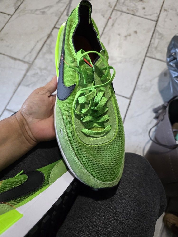Nike Waffle One Shoes