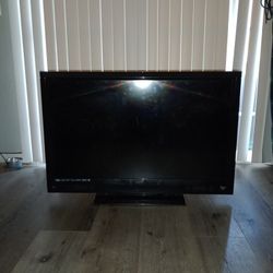 Vizio TV  Pick Up Only !