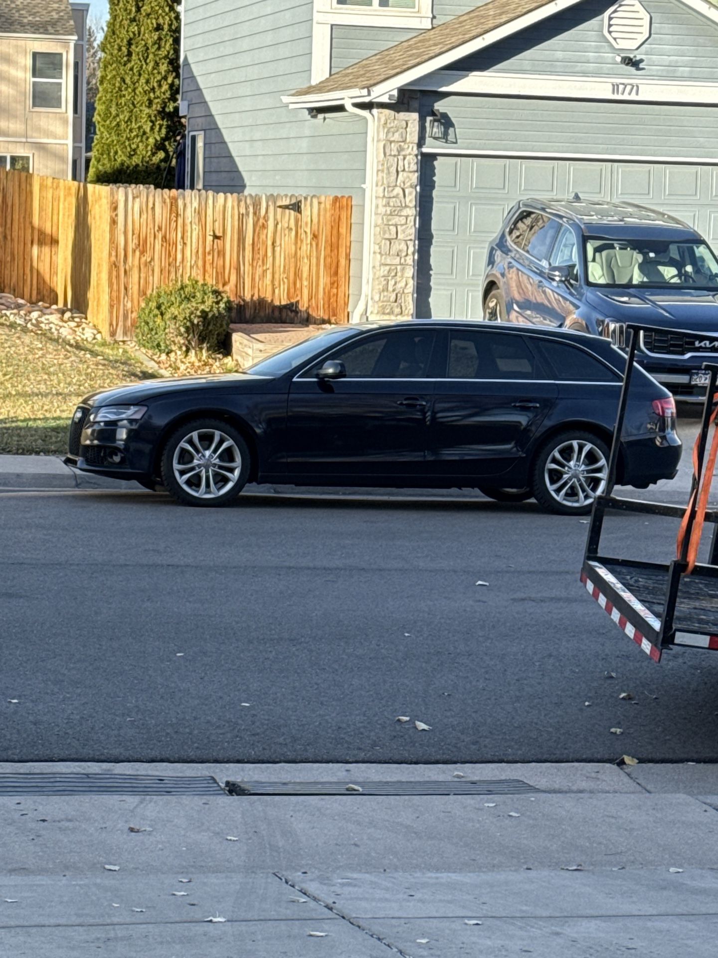 Audi A4 Avant Wagon B8 2010