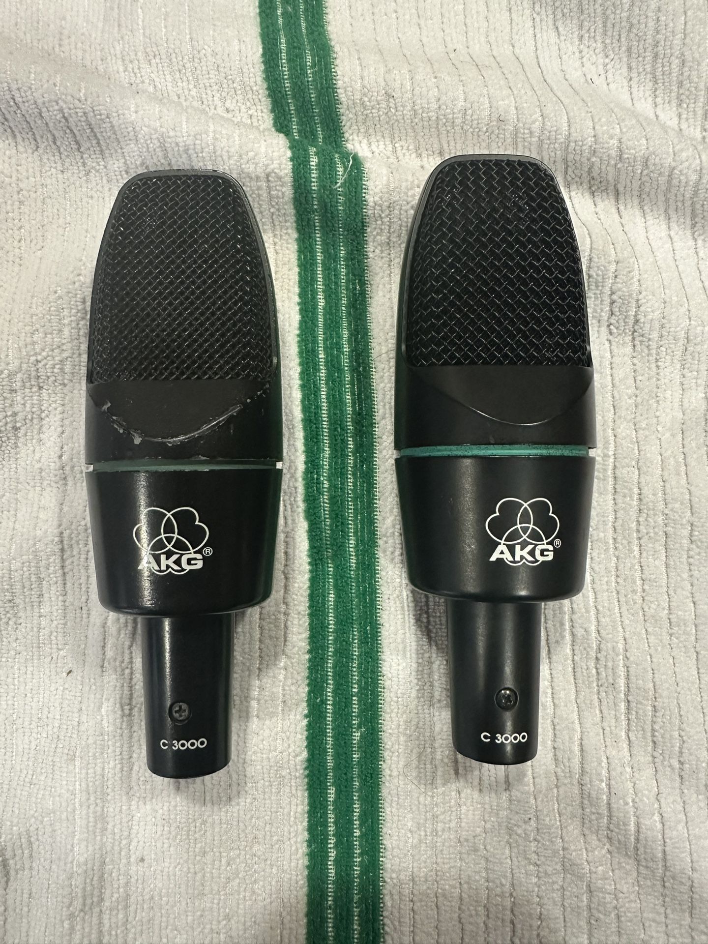 AKG C3000 Large Diaphragm Condenser Pair