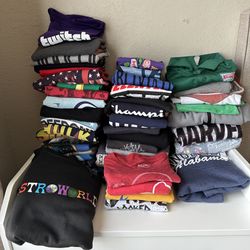 Wholesale Lot Of 50 t-shirts & hoodies