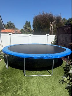 14 foot trampoline