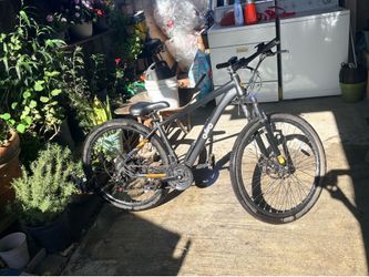 Mountain bike that can turn into electric