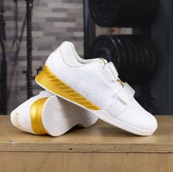 Squat University TYR L-1 Lifters 