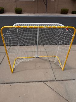 Hockey goal net street roller