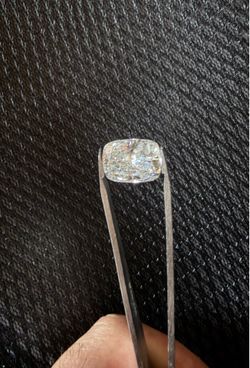 6.36 ct diamond ring cushion cut lab grown. IGI certified