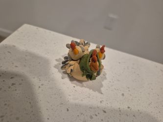 Clay chicken