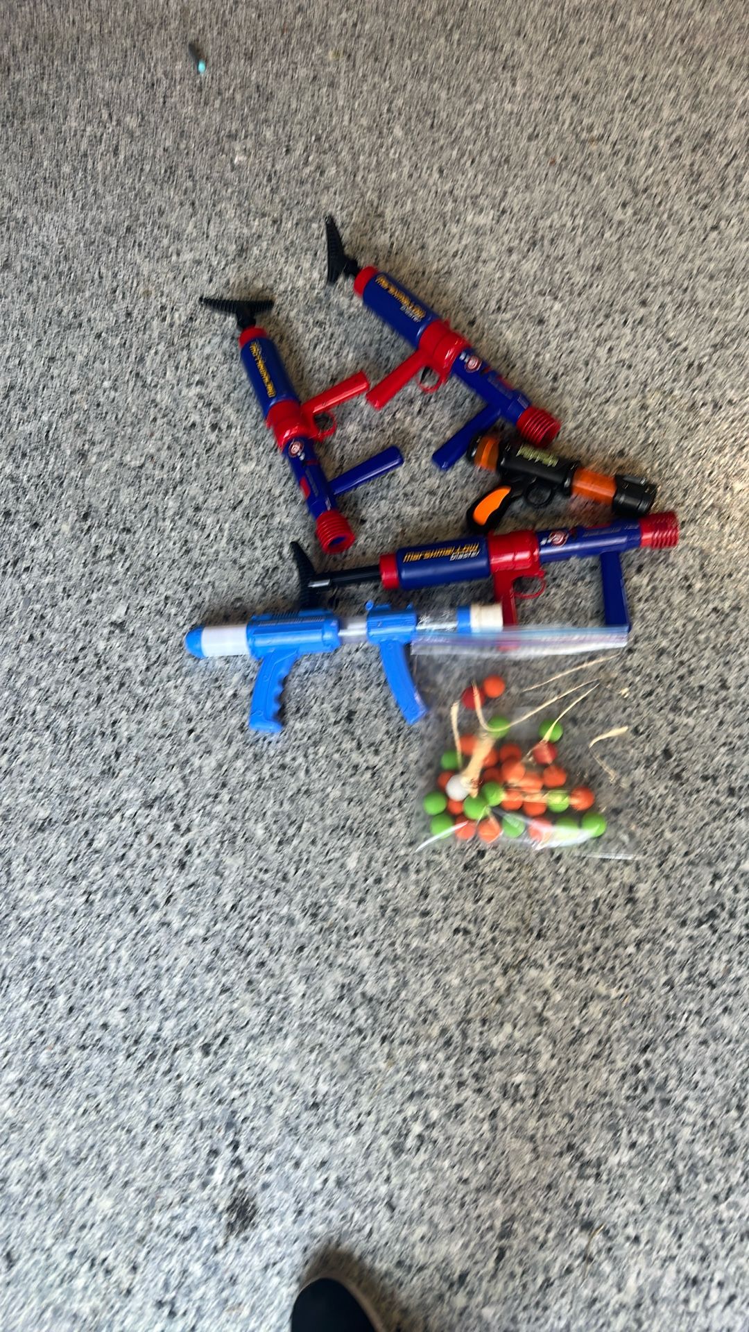 Ball Shooters, Includes Bag O Balls