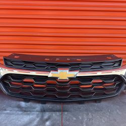 2024-2025 -2026 CHEVROLET TRAX GRILLE ASSEMBLY OEM FRONT BUMPER CHROME GRILL OEM 