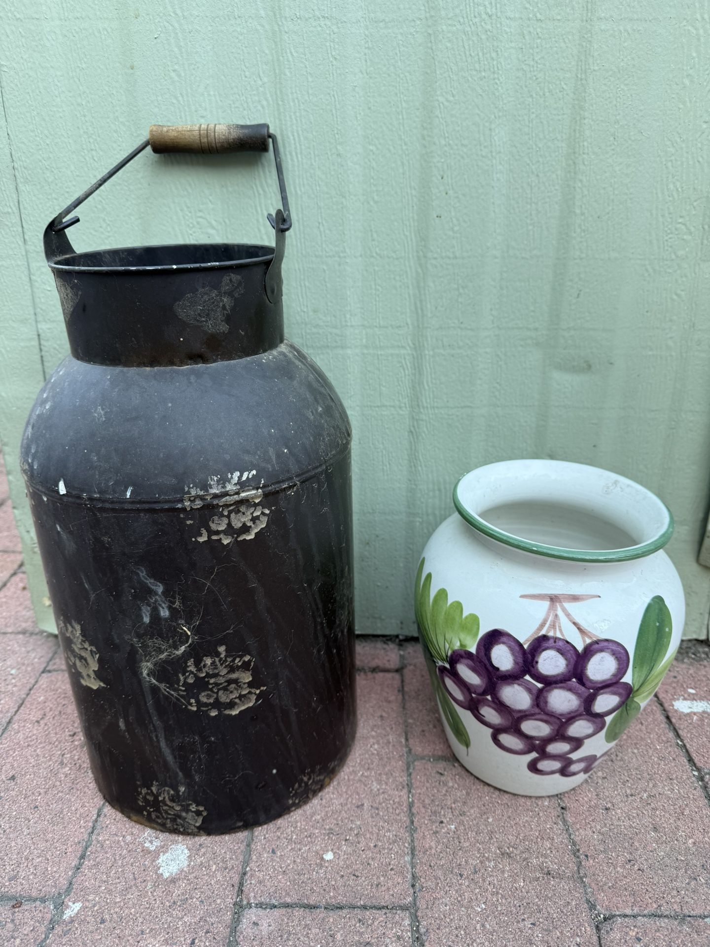 Free Plant Pots
