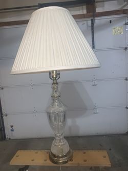 Lead Crystal Lamp 31’