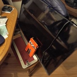 40 Inch Toshiba LED TV w/ Fire stick 