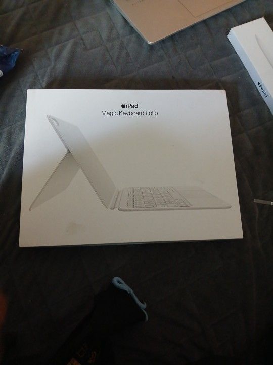 IPad Magic Keyboard Folio