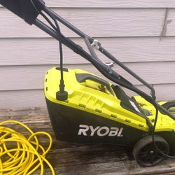 Lawn Mover (Ryobi)