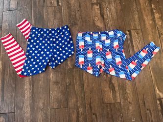 Two 4th of July Lularoe leggings T/C