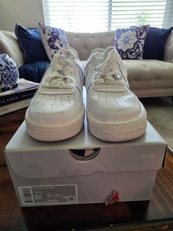 Nike Air Force 1 LE GS White Sneakers