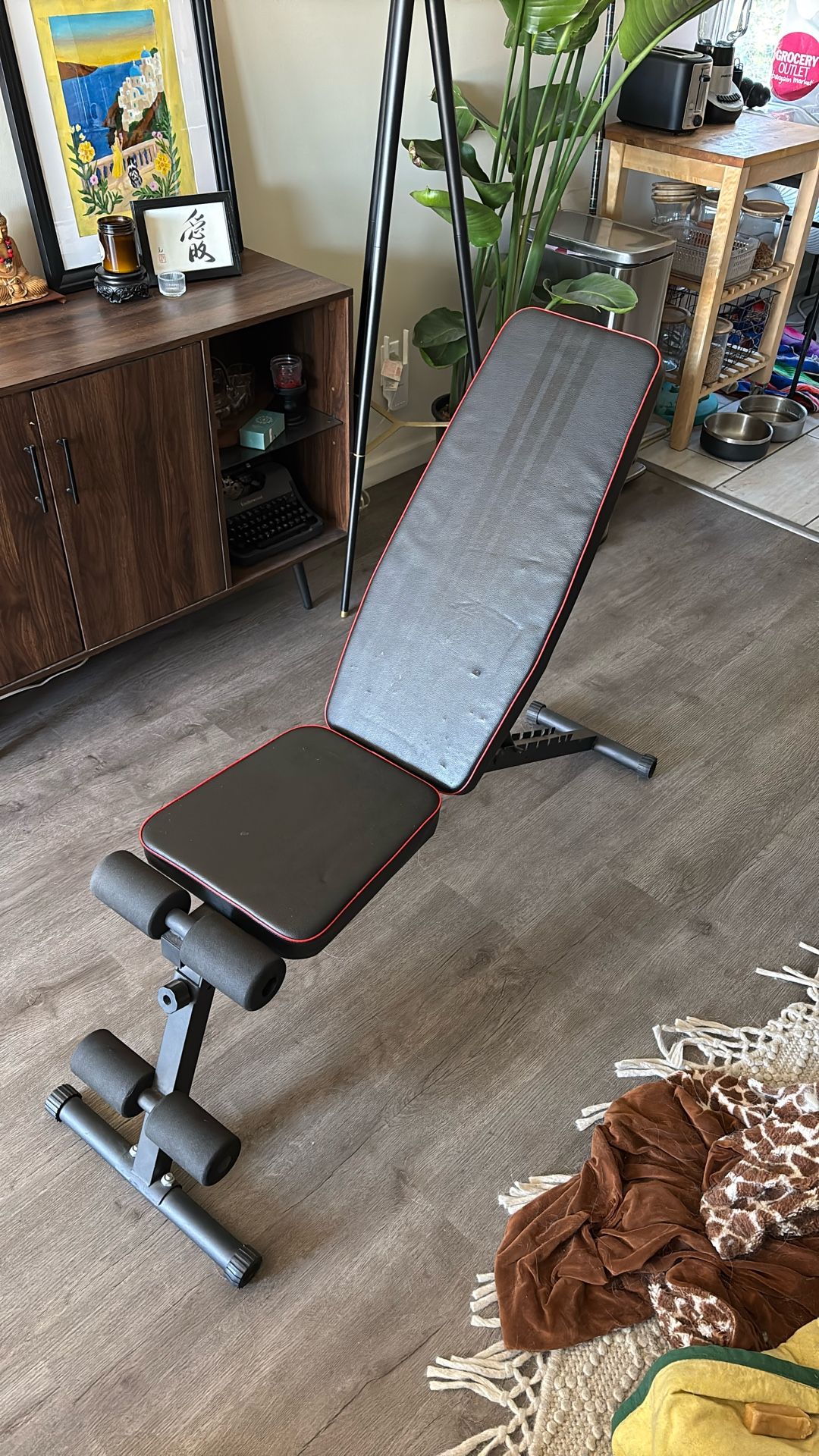 Weight Bench
