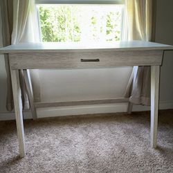 Threshold Desk 