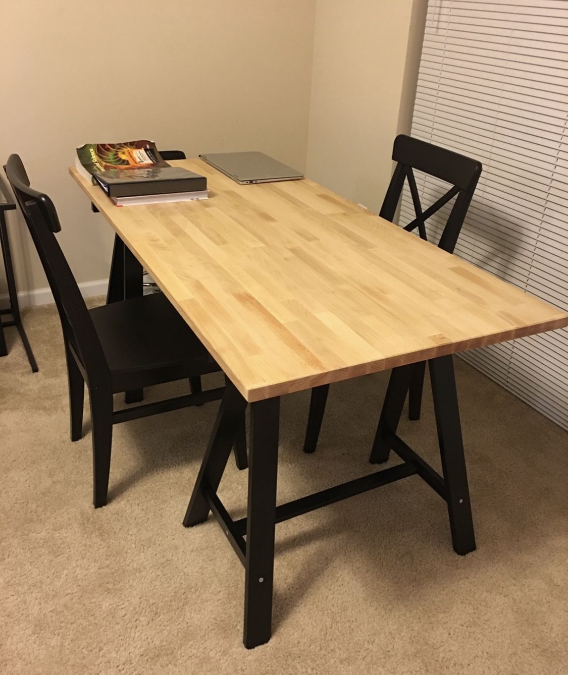 Dinner table / work table with chairs