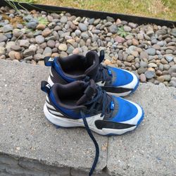 Adidas Dame Basketball Shoes 