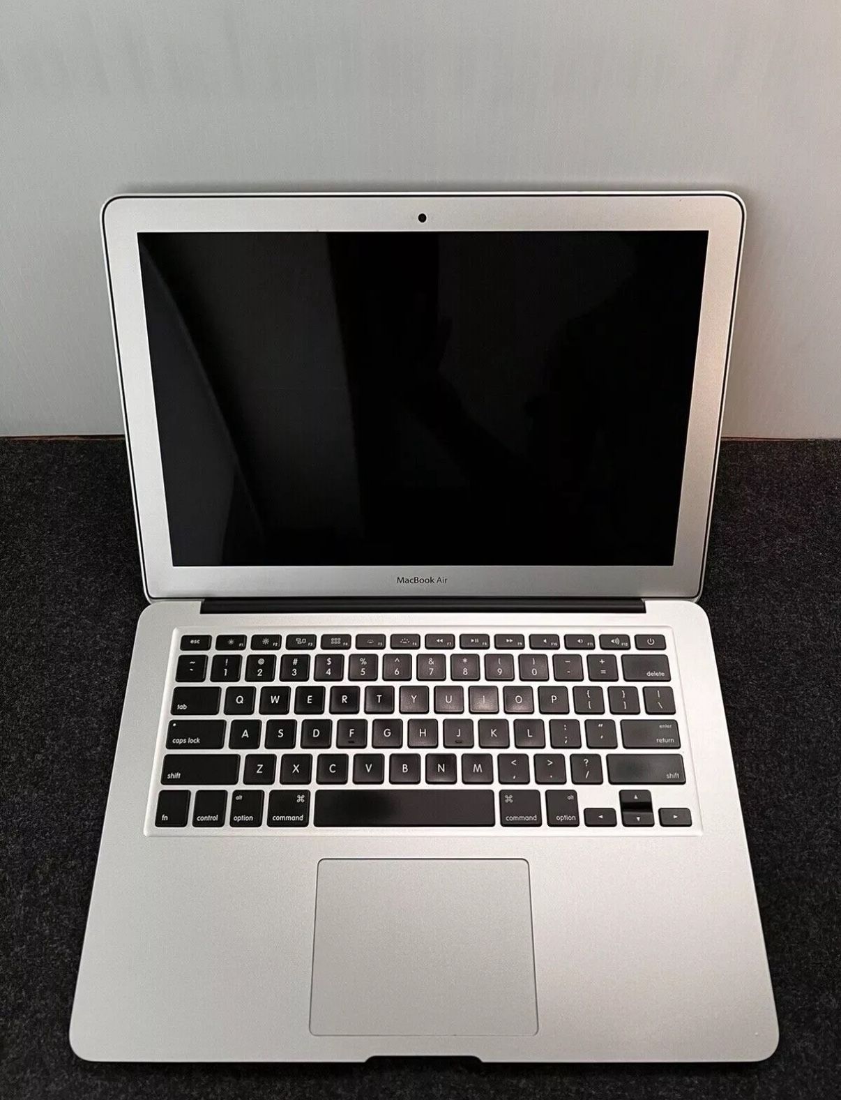 APPLE MacBook Air Great For Day To Day Tasks.