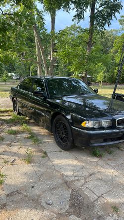 2001 BMW 740iL