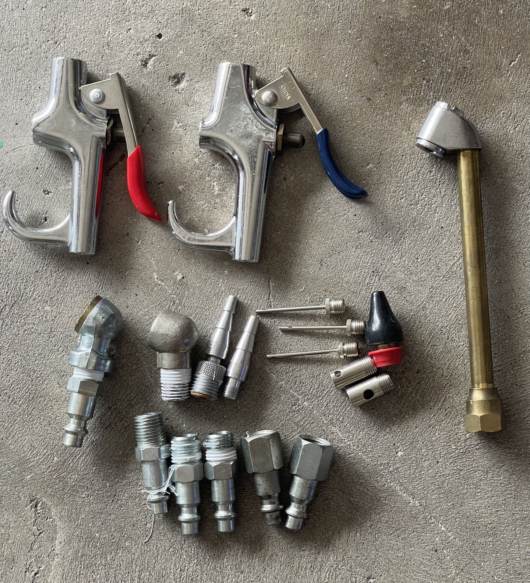 Air Tools Attachments & 5 Gallon Bucket