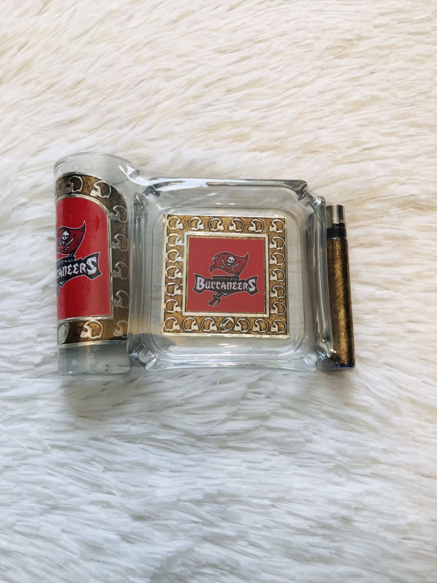 Tampa Bay Buccaneers ashtray set