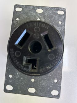 New Leviton 30A Outlet 