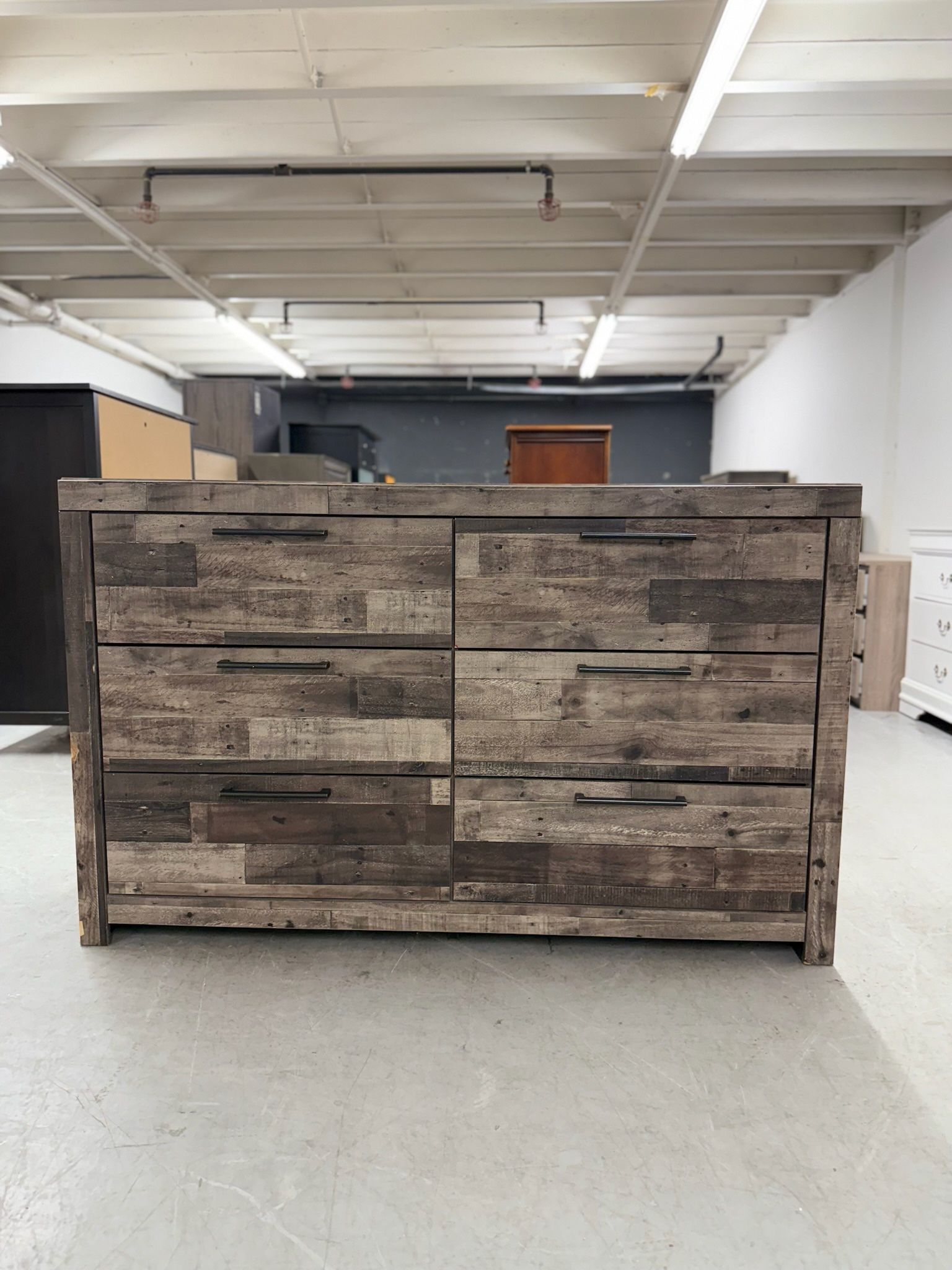 Wood Tone 6 Drawer Dresser 