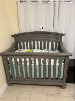 Baby crib in mattress accepting offers