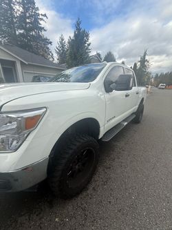 2018 Nissan Titan